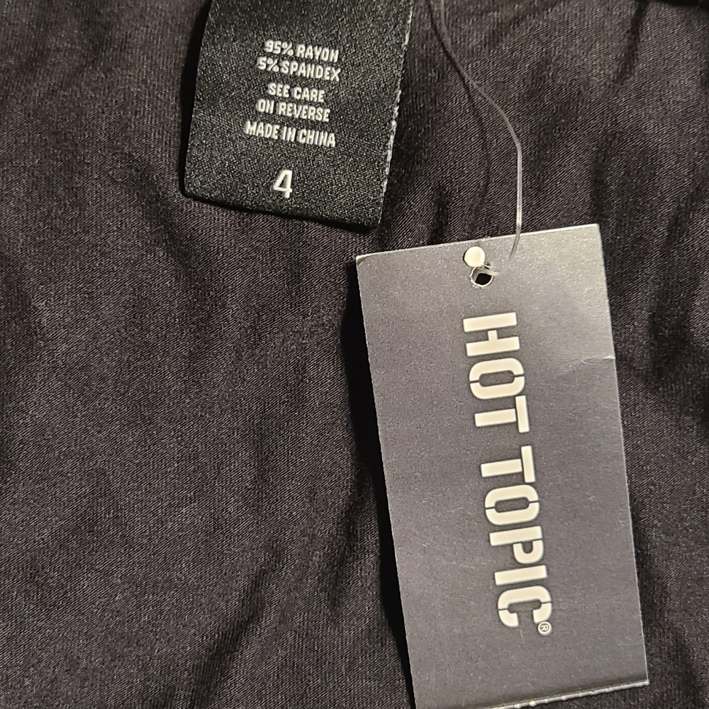 Hot Topic Black Ruffle Skirt - Picture 2 of 2